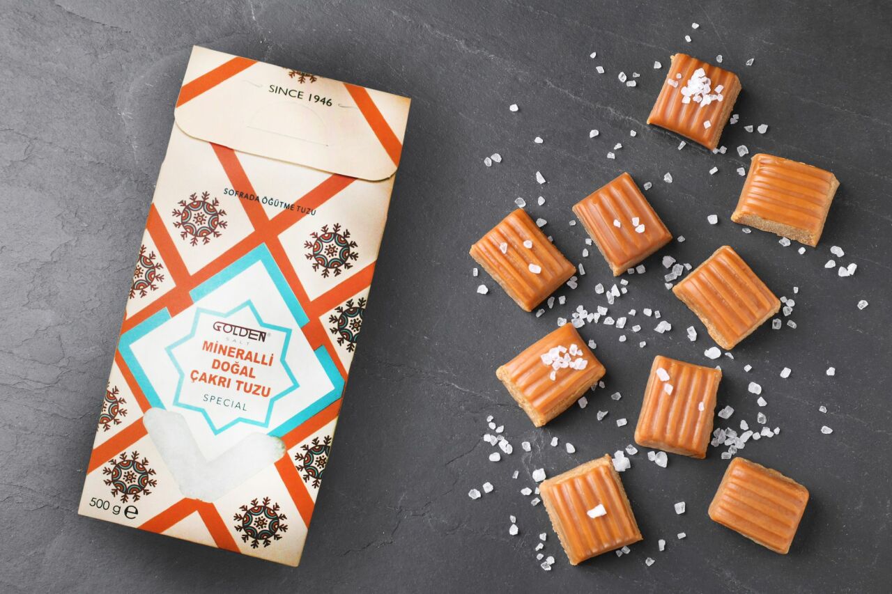 TUZLU KARAMELLİ FUDGE 